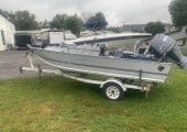 1989 17′ Springbok Pro Series170 Fish & Ski w80 Hp Yamaha 4 stroke & EZ loader trailer