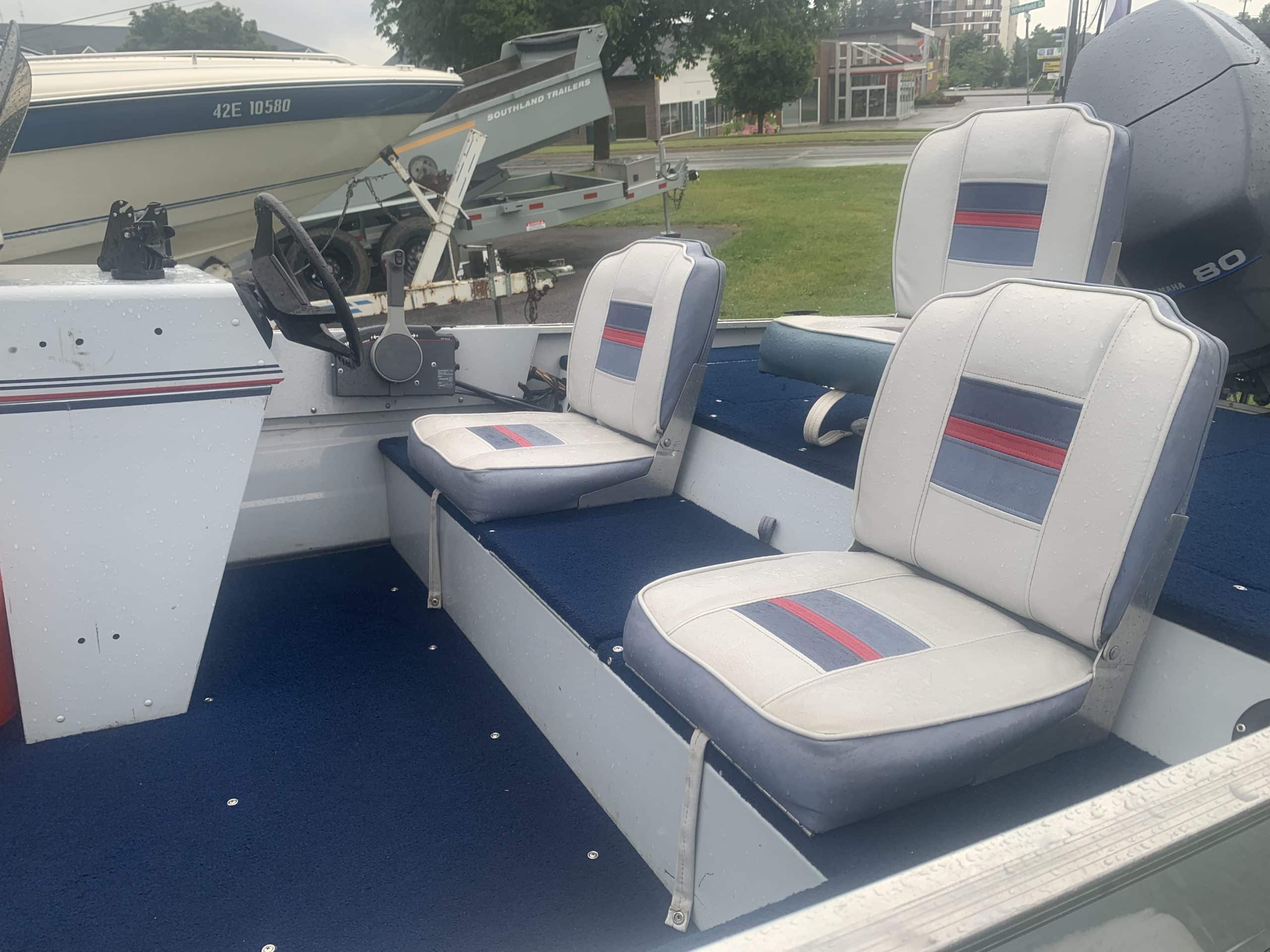 1989 17′ Springbok Pro Series170 Fish & Ski w80 Hp Yamaha 4 stroke & EZ loader trailer