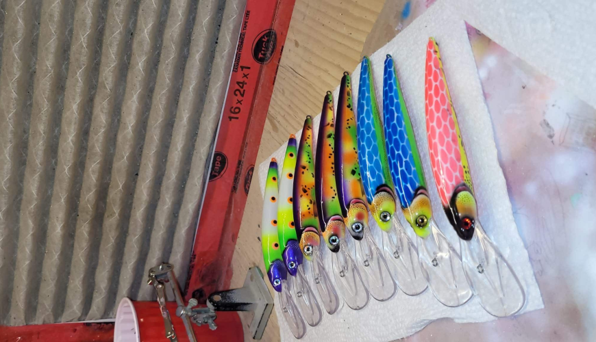 Hand printed fishing lures