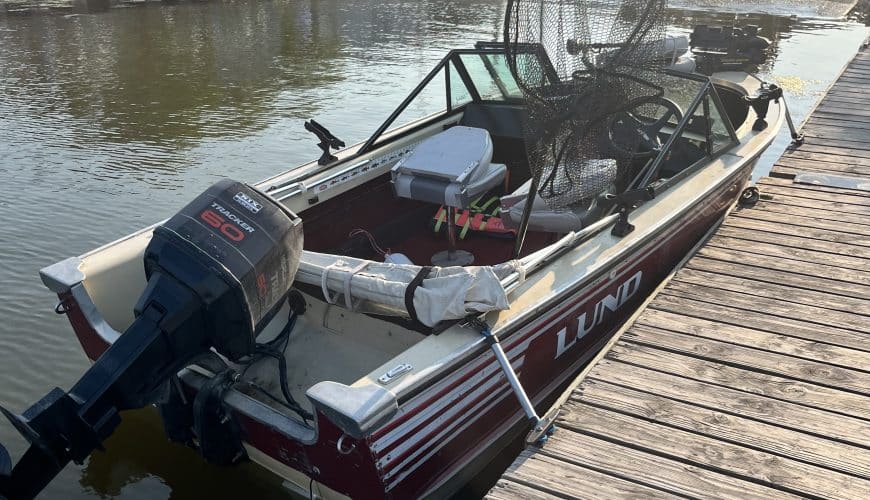 Lund VFR Fishing Boat