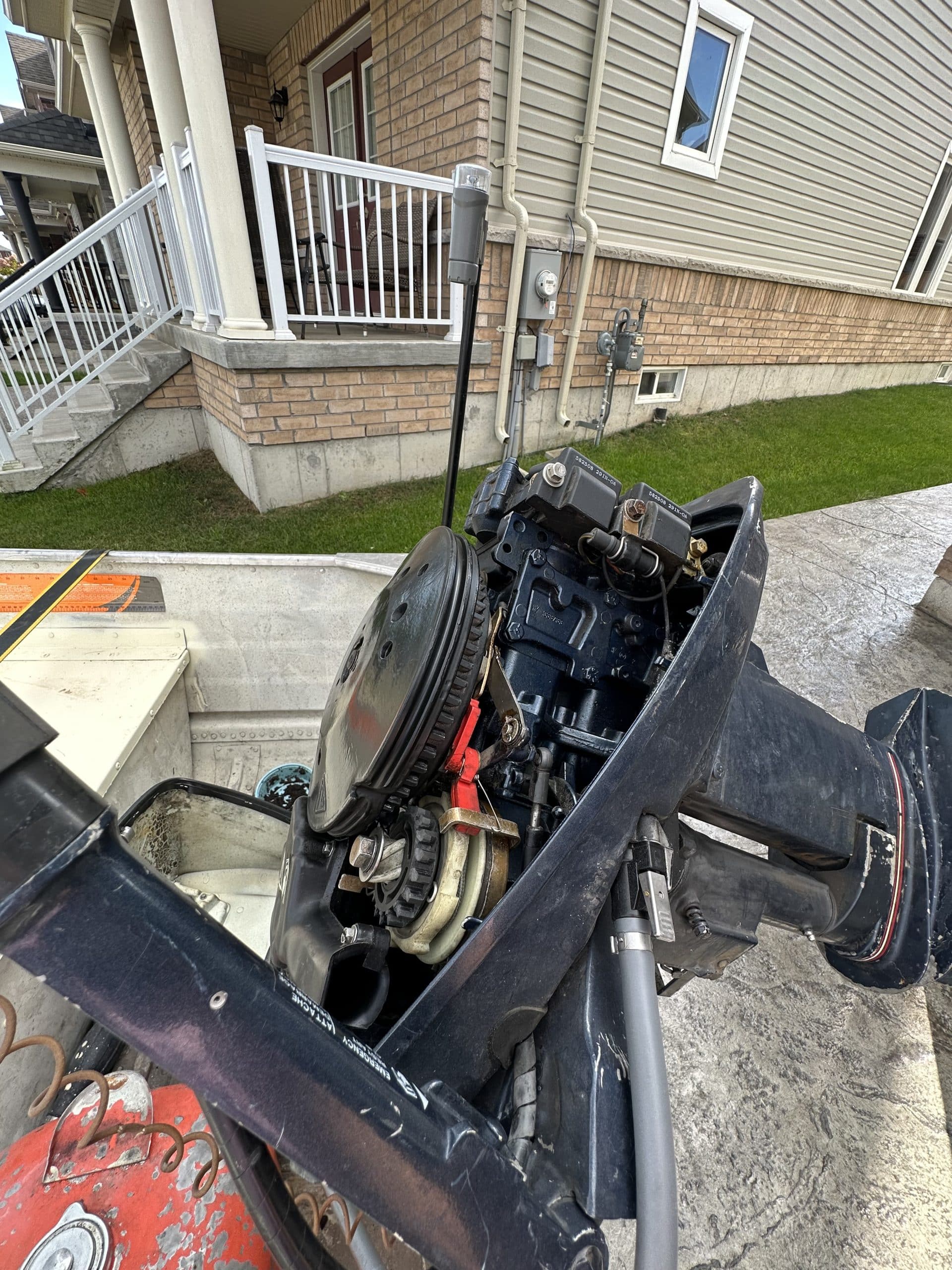 9.9 evenrude 14’ boat