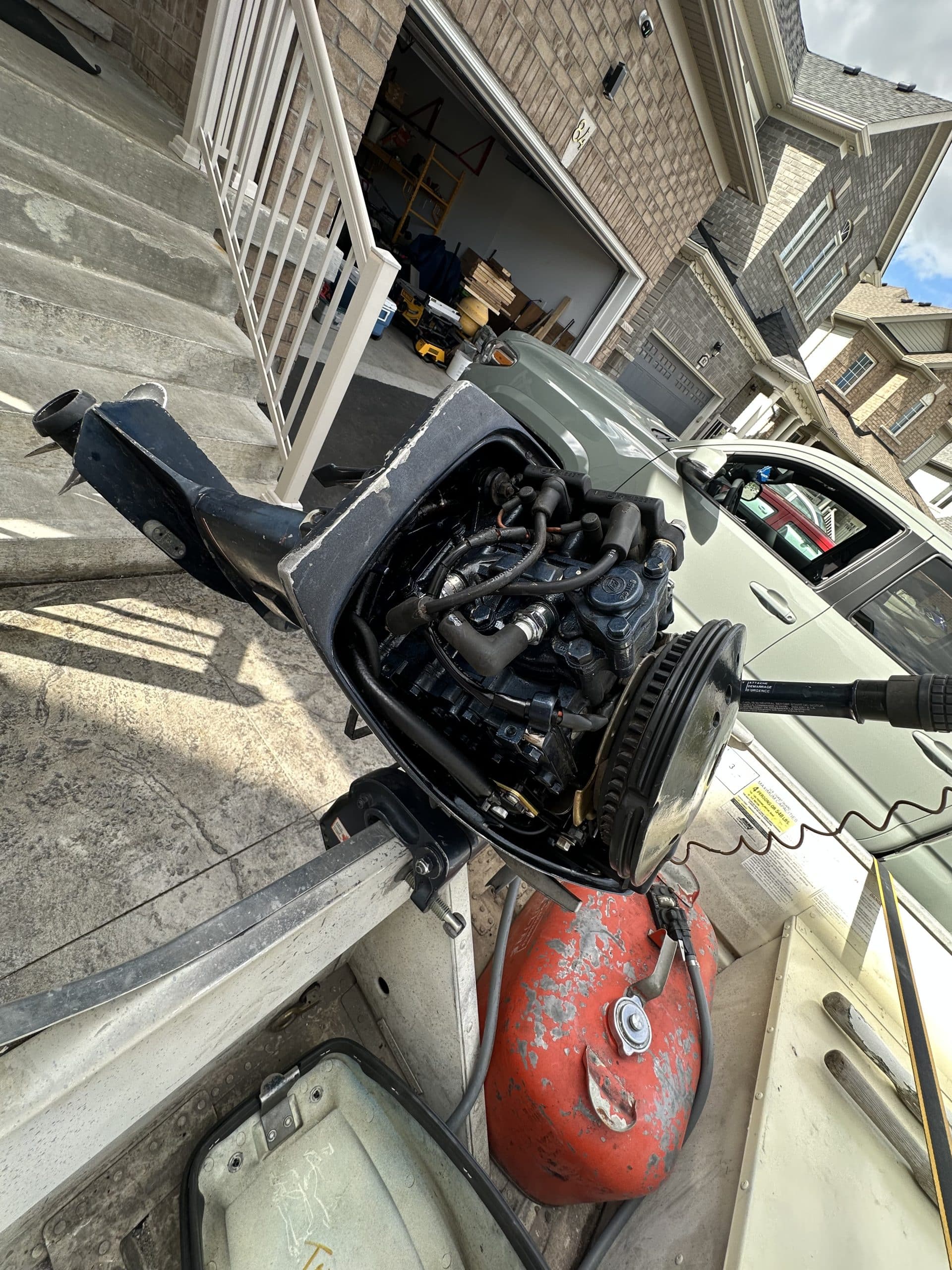 9.9 evenrude 14’ boat