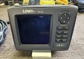 Lowrance HDS-5 fish finder